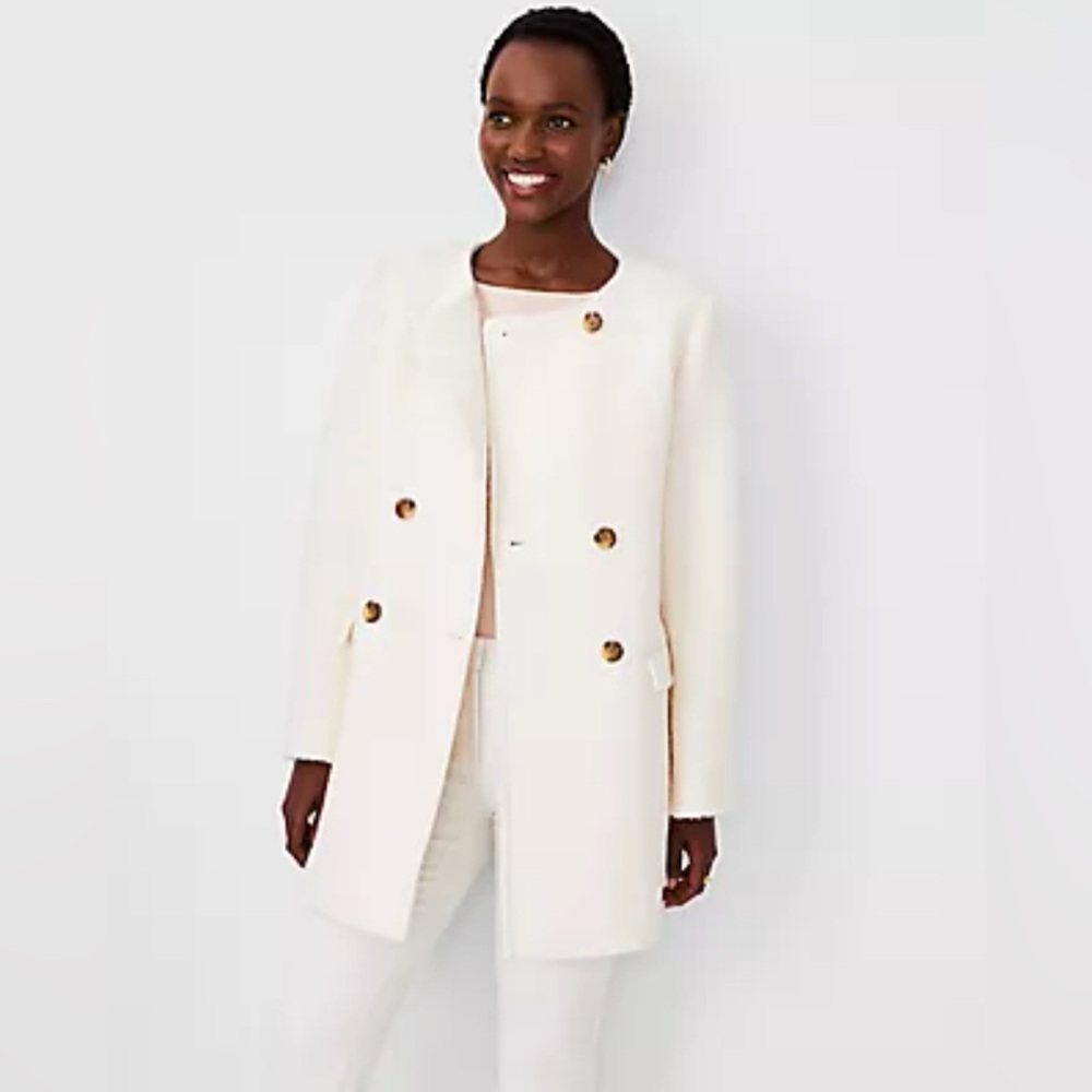Ann Taylor Double Breasted Coat, Size Extra Small, Great Condition.